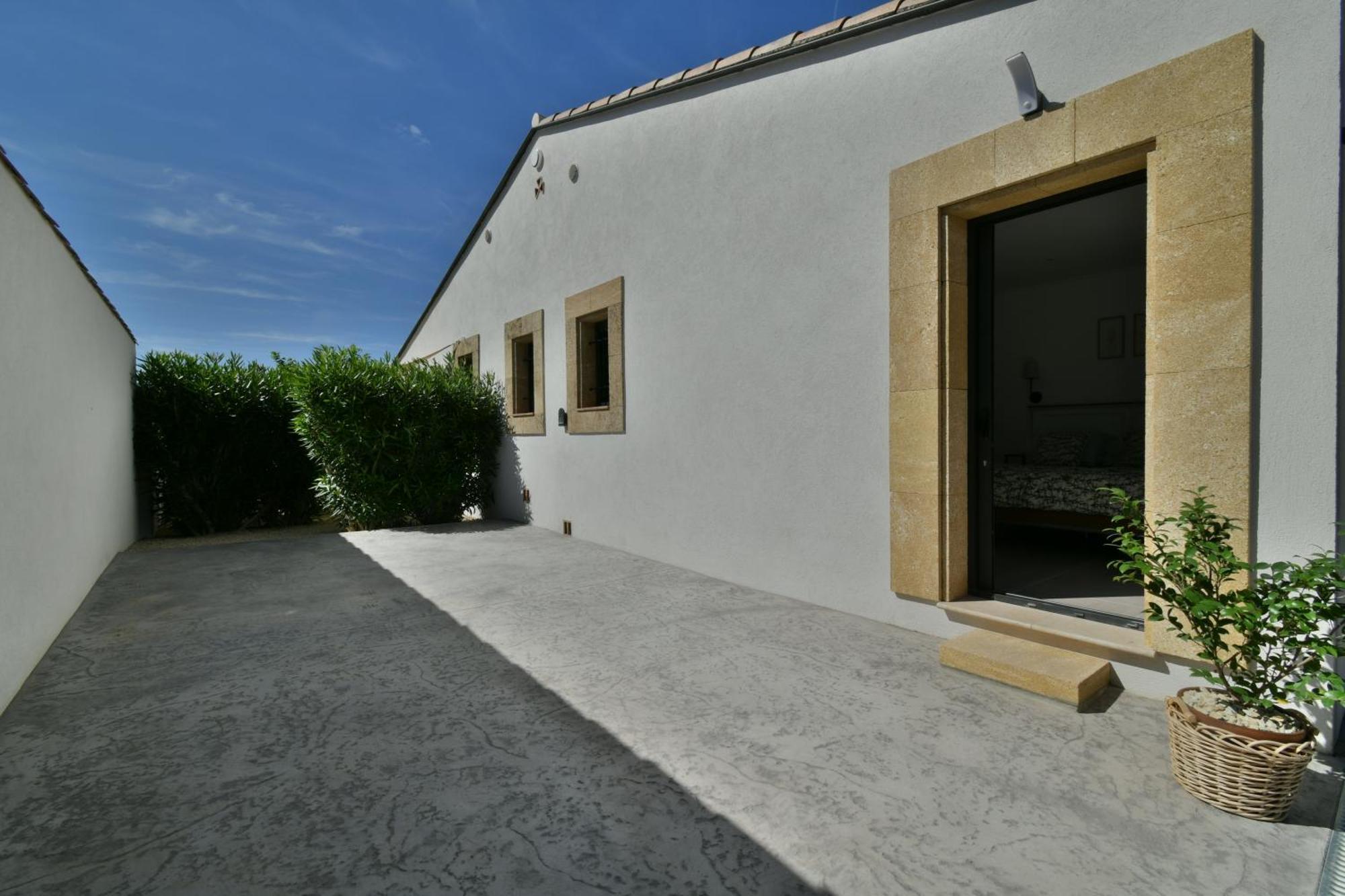Une Nuit En Luberon Puyvert 外观 照片