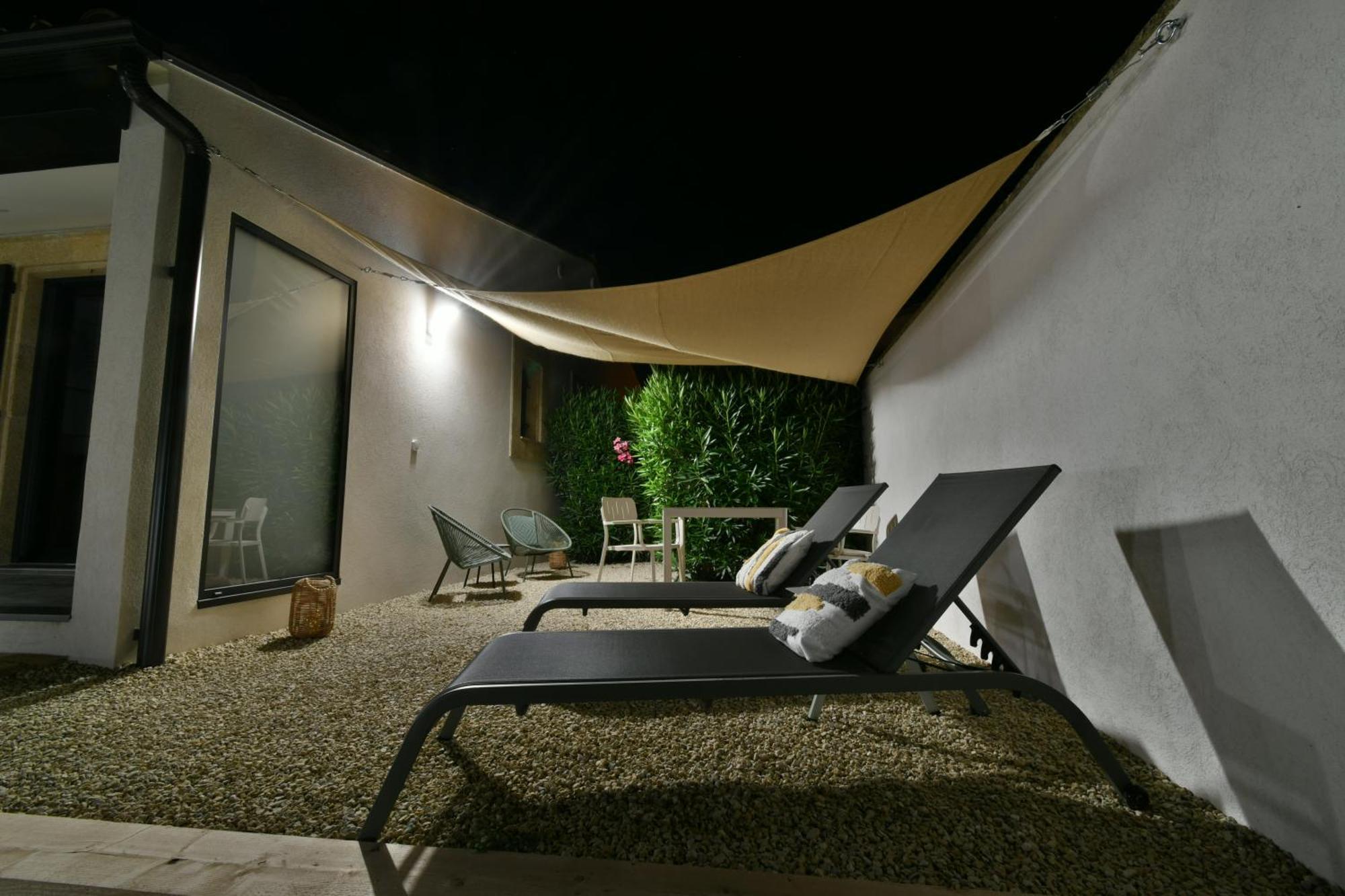 Une Nuit En Luberon Puyvert 外观 照片
