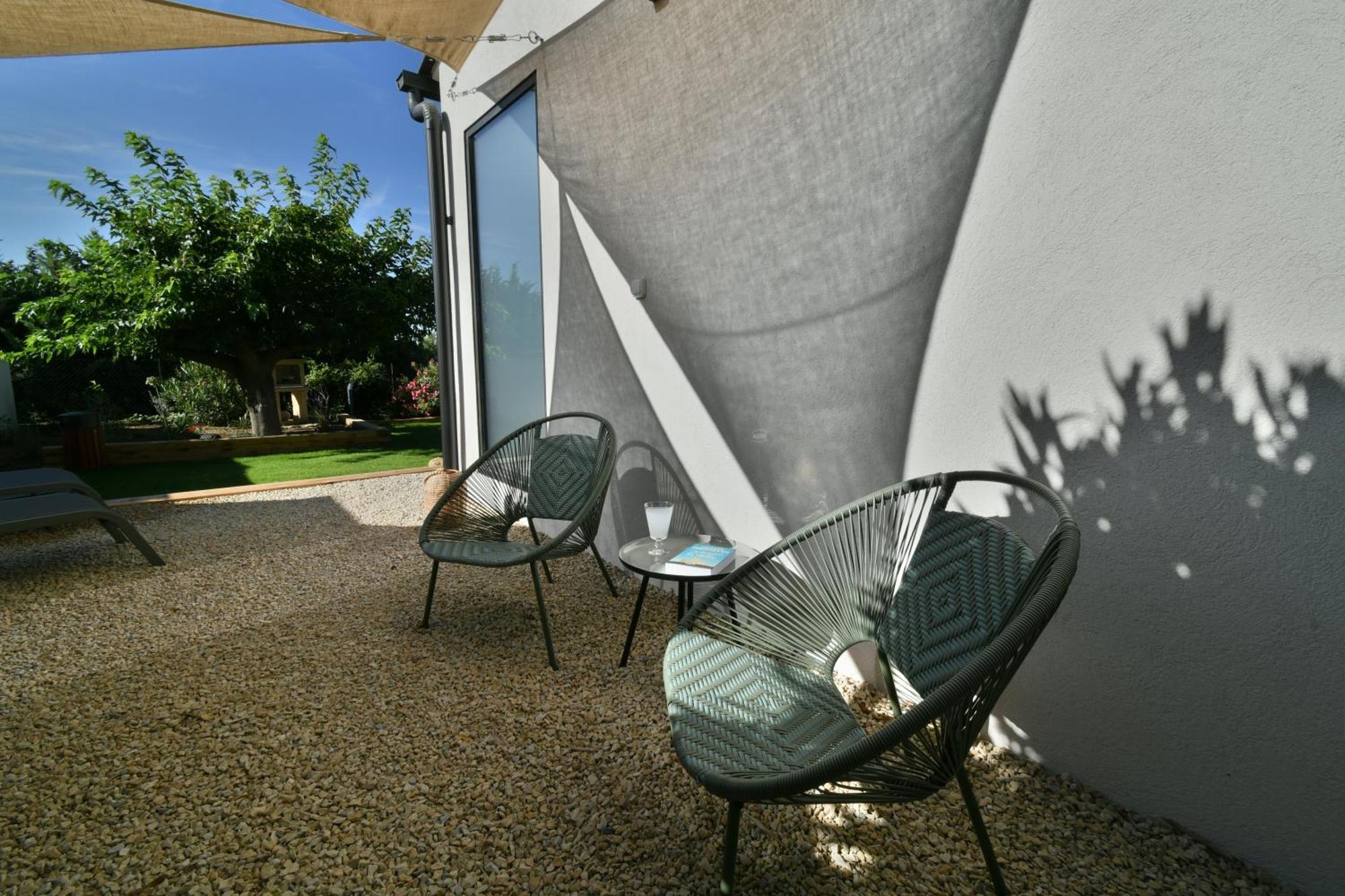 Une Nuit En Luberon Puyvert 外观 照片