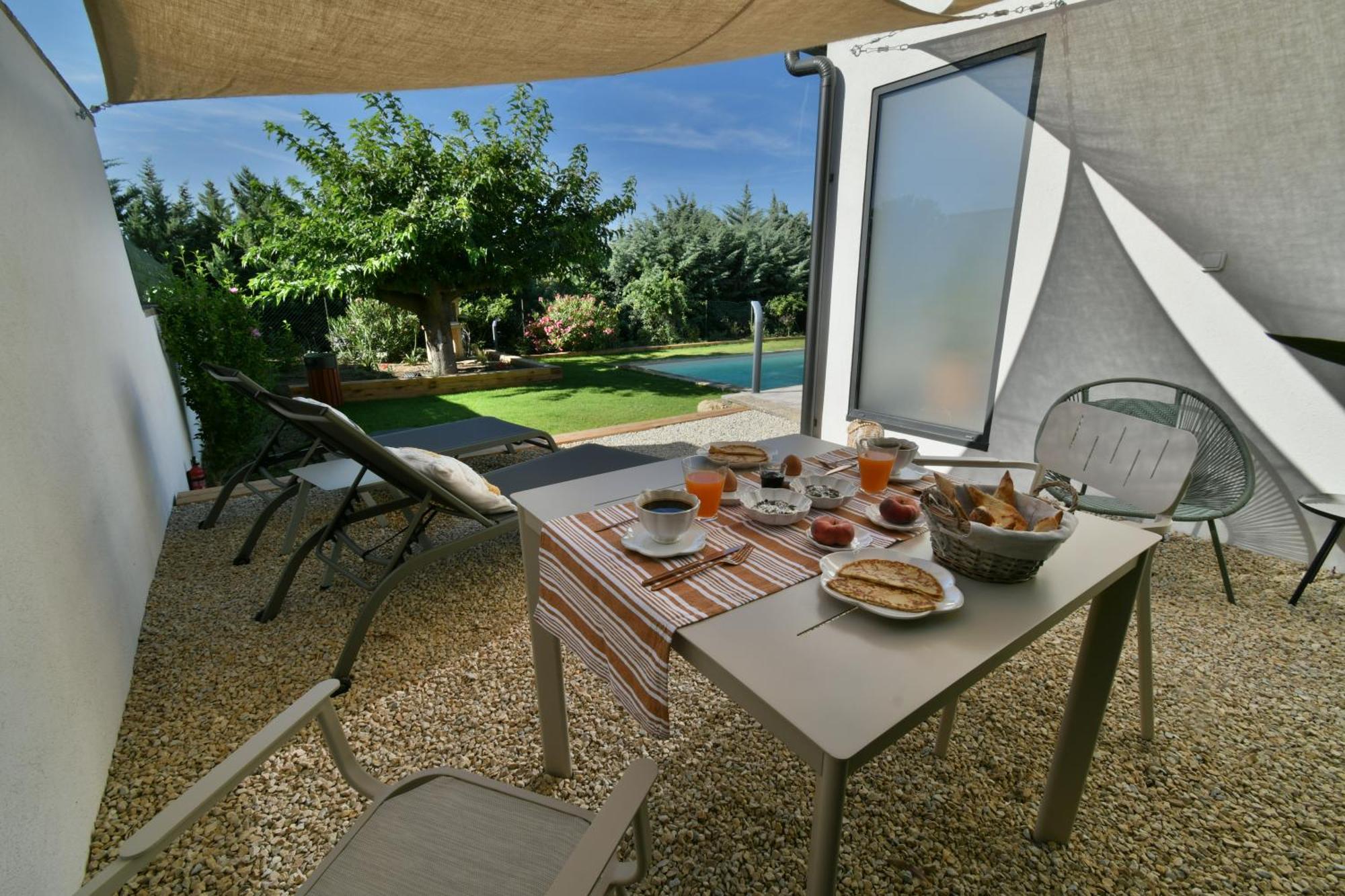 Une Nuit En Luberon Puyvert 外观 照片