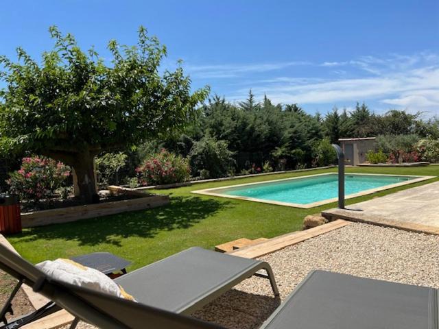 Une Nuit En Luberon Puyvert 外观 照片