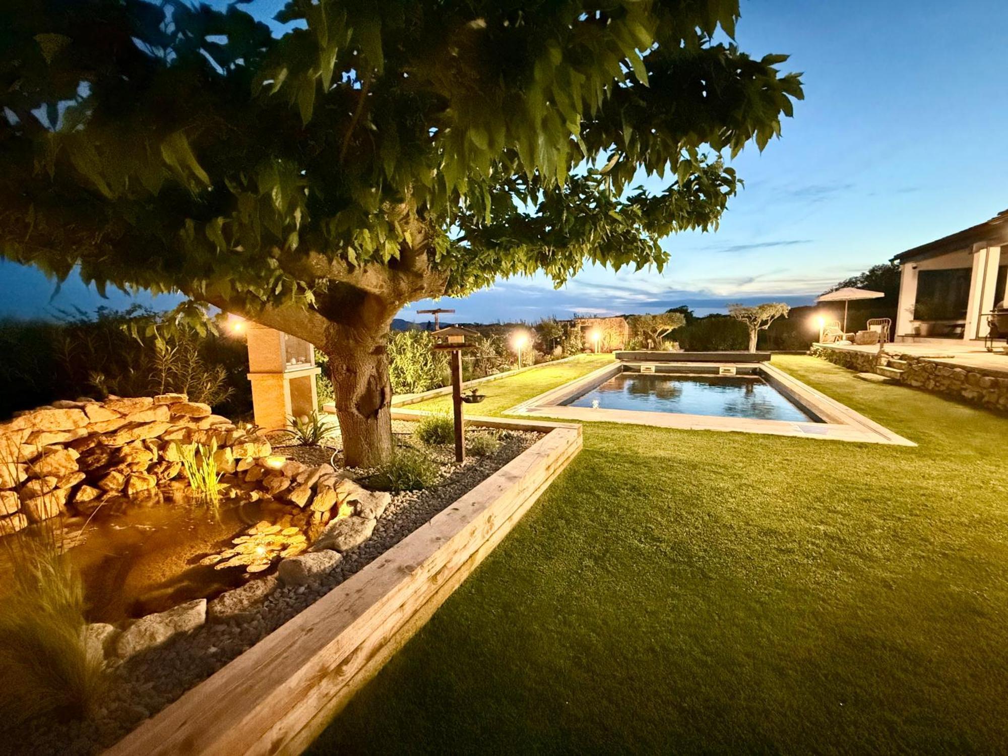 Une Nuit En Luberon Puyvert 外观 照片