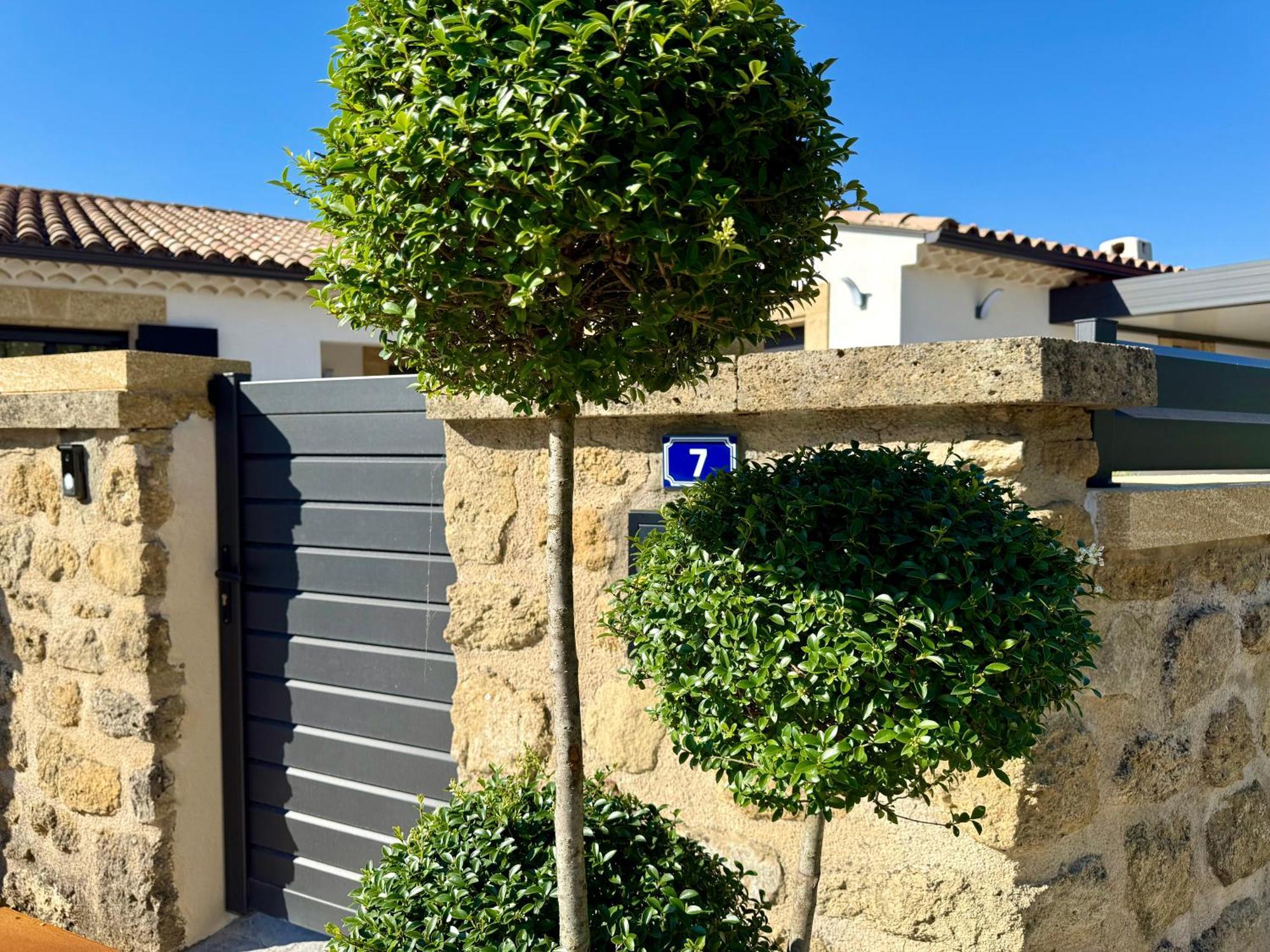 Une Nuit En Luberon Puyvert 外观 照片